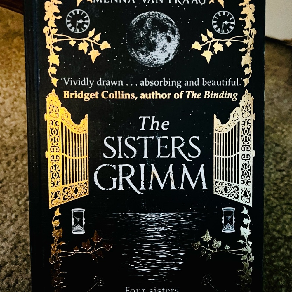 The Sisters Grimm Book by - Black and Gold Cover